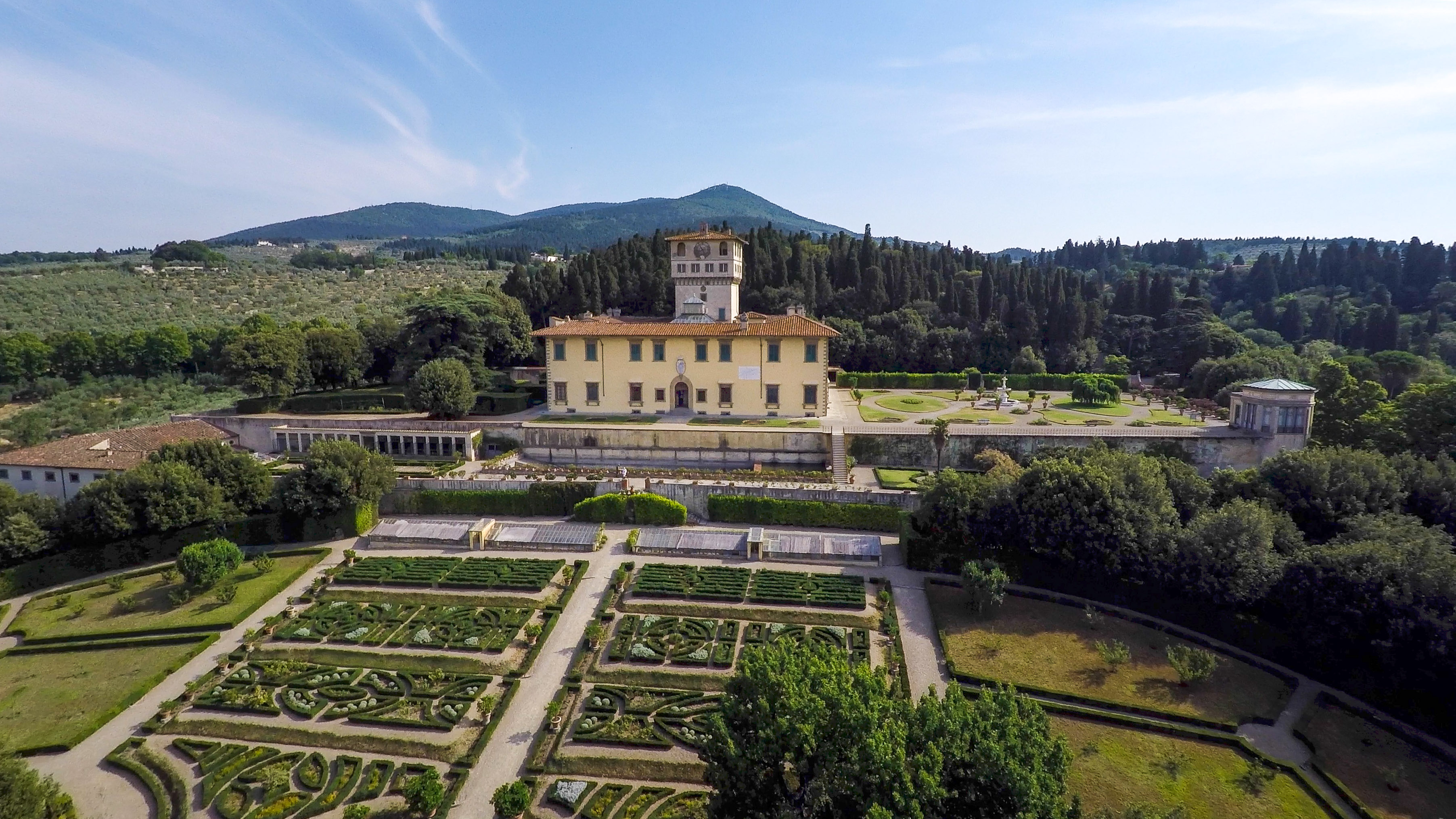 Firenze – Giardino della Villa medicea di Castello e Villa medicea della Petraia.  In occasione della giornata mondiale dell’accessibilità “Raccontare l’arte. Ville in ascolto”