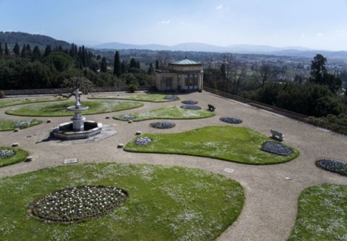 Firenze (FI), Villa medicea della Petraia, Veduta dal piano della figurina con belvedere sabaudo, esterno