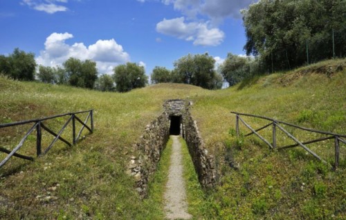 Area archeologica di Vetulonia, Tomba del Diavolino