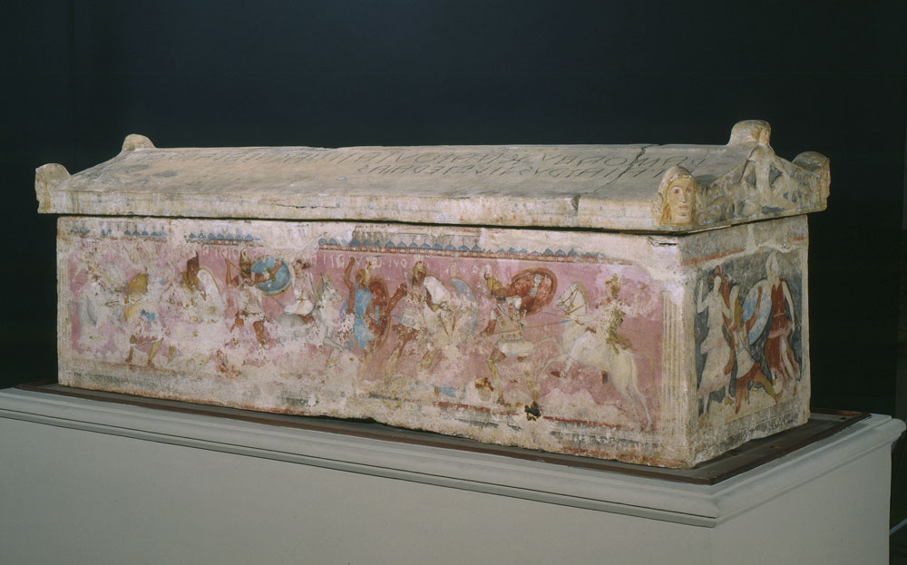 Firenze – MAF Museo Archeologico Nazionale. Performance e visite guidate al Sarcofago delle Amazzoni e alla Collezione di gemme medicee. Video “Segni dalla Preistoria. Arte rupestre italiana” #GEP2019
